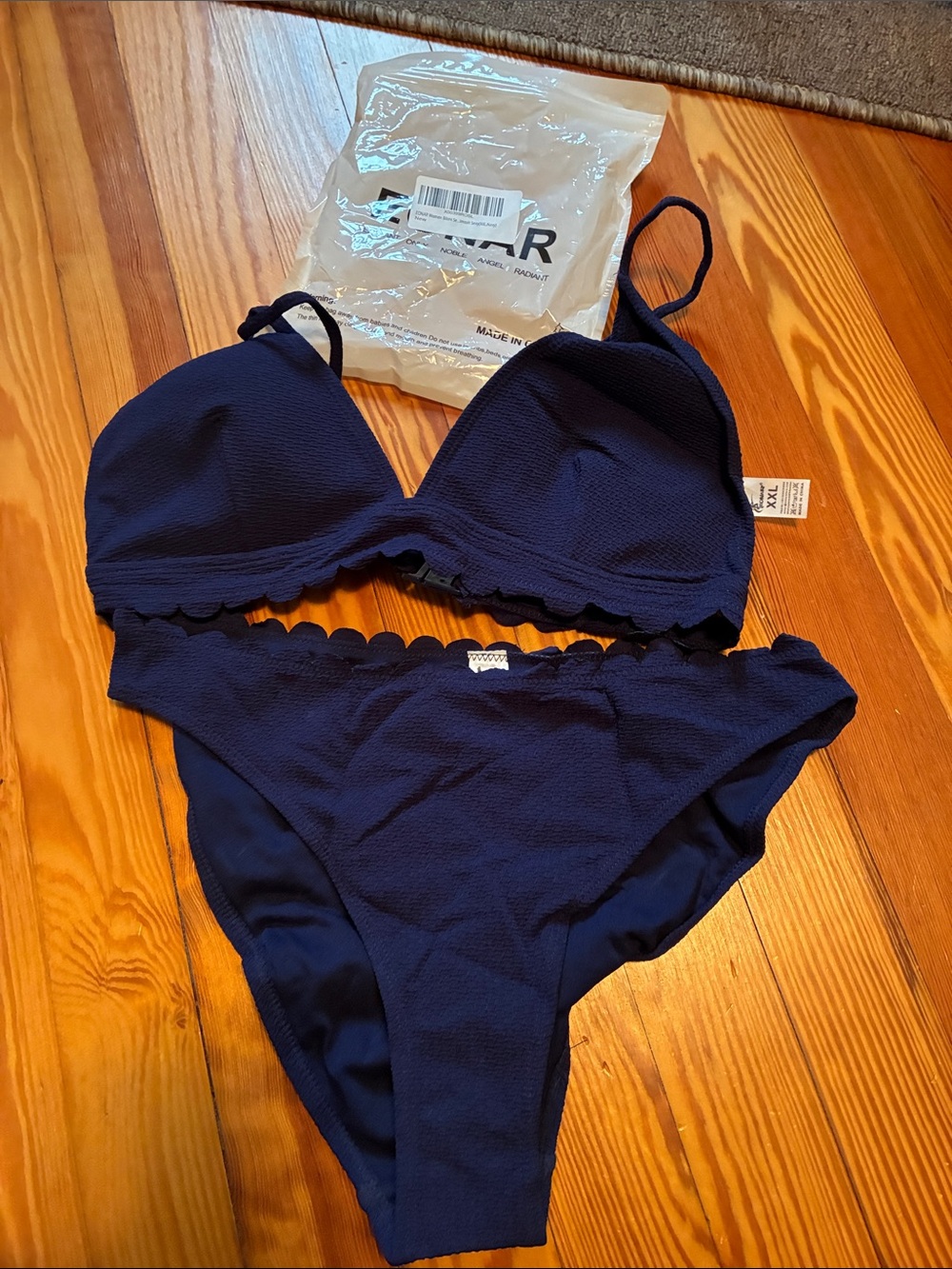Women’s Navy Scallop Bikini Set